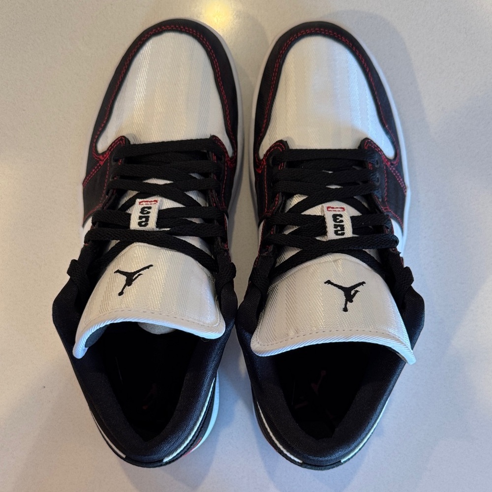 Nike Air Jordan 1 Low SE UTL